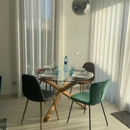 De Luxe Piscine Privee Benidorm *