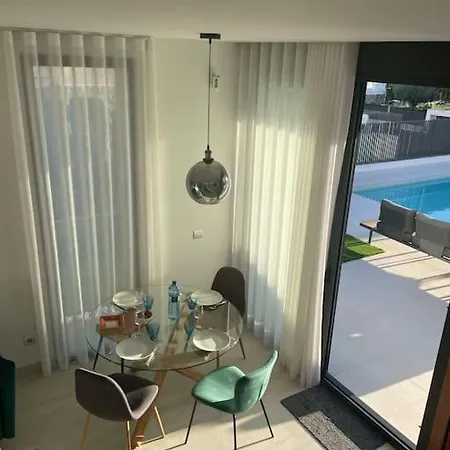 De Luxe Piscine Privee Benidorm